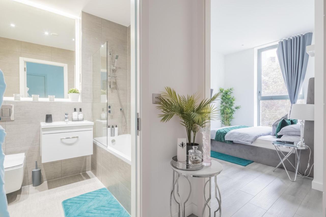 Elegant Apartment Милтон-Кейнс Экстерьер фото